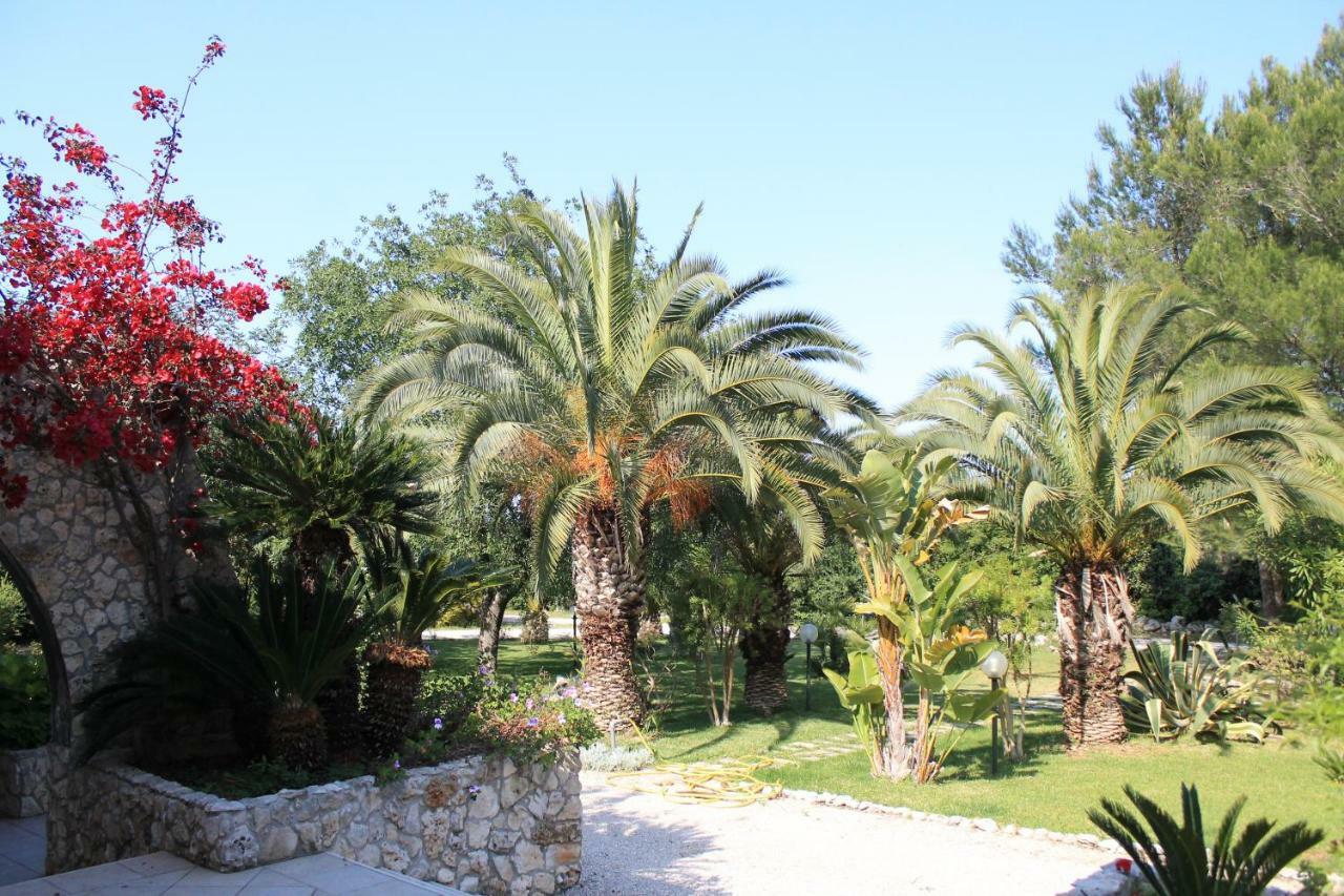 مبيت وإفطار ميليندونيو La Macchia المظهر الخارجي الصورة