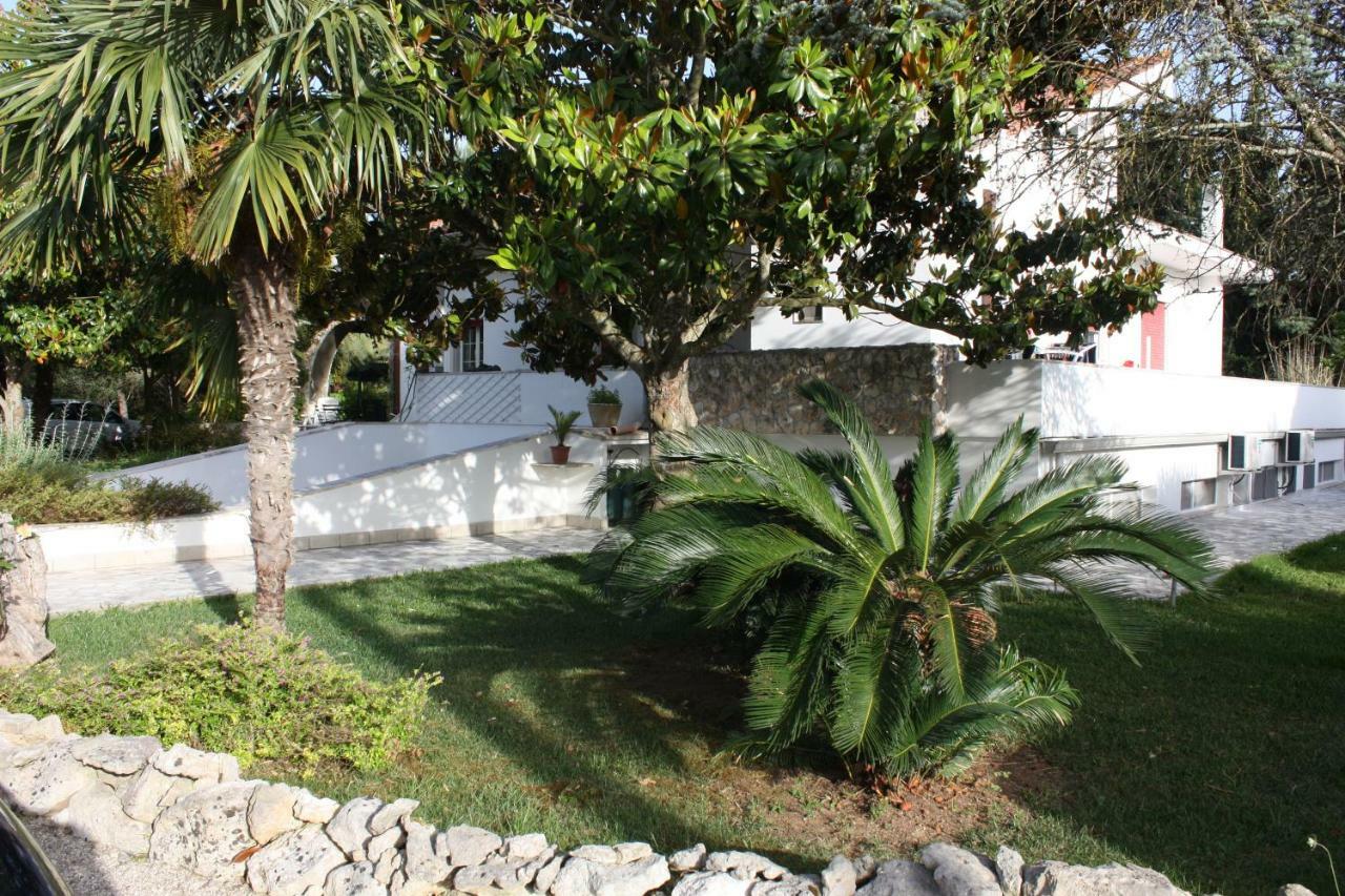 مبيت وإفطار ميليندونيو La Macchia المظهر الخارجي الصورة