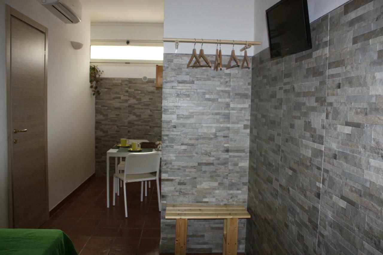 مبيت وإفطار ميليندونيو La Macchia المظهر الخارجي الصورة