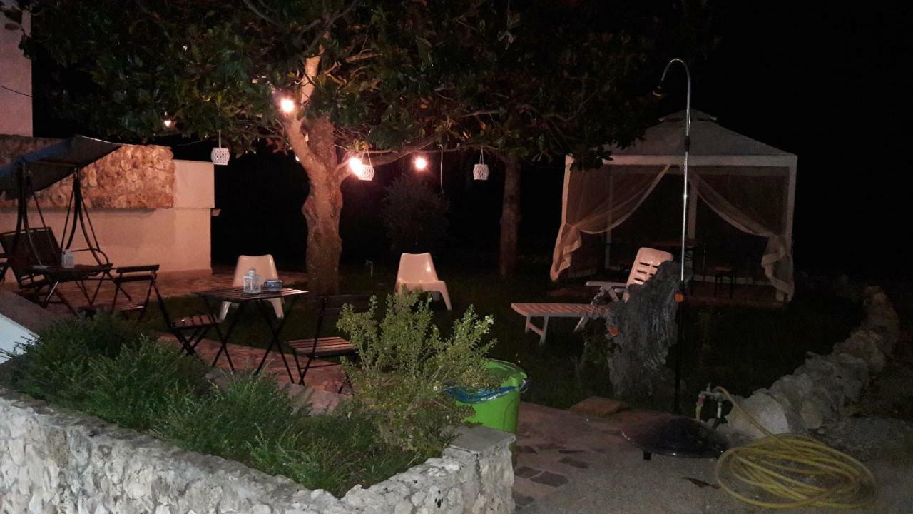 مبيت وإفطار ميليندونيو La Macchia المظهر الخارجي الصورة