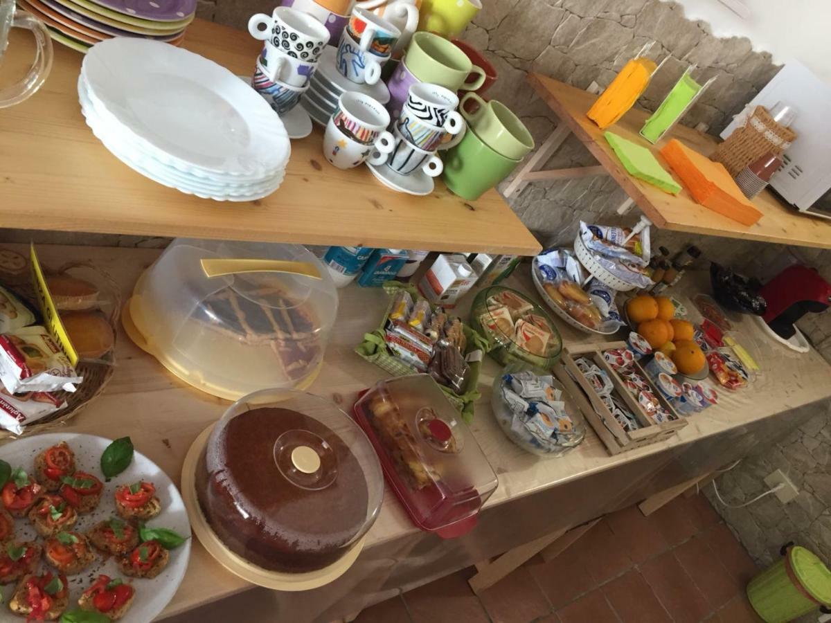 مبيت وإفطار ميليندونيو La Macchia المظهر الخارجي الصورة