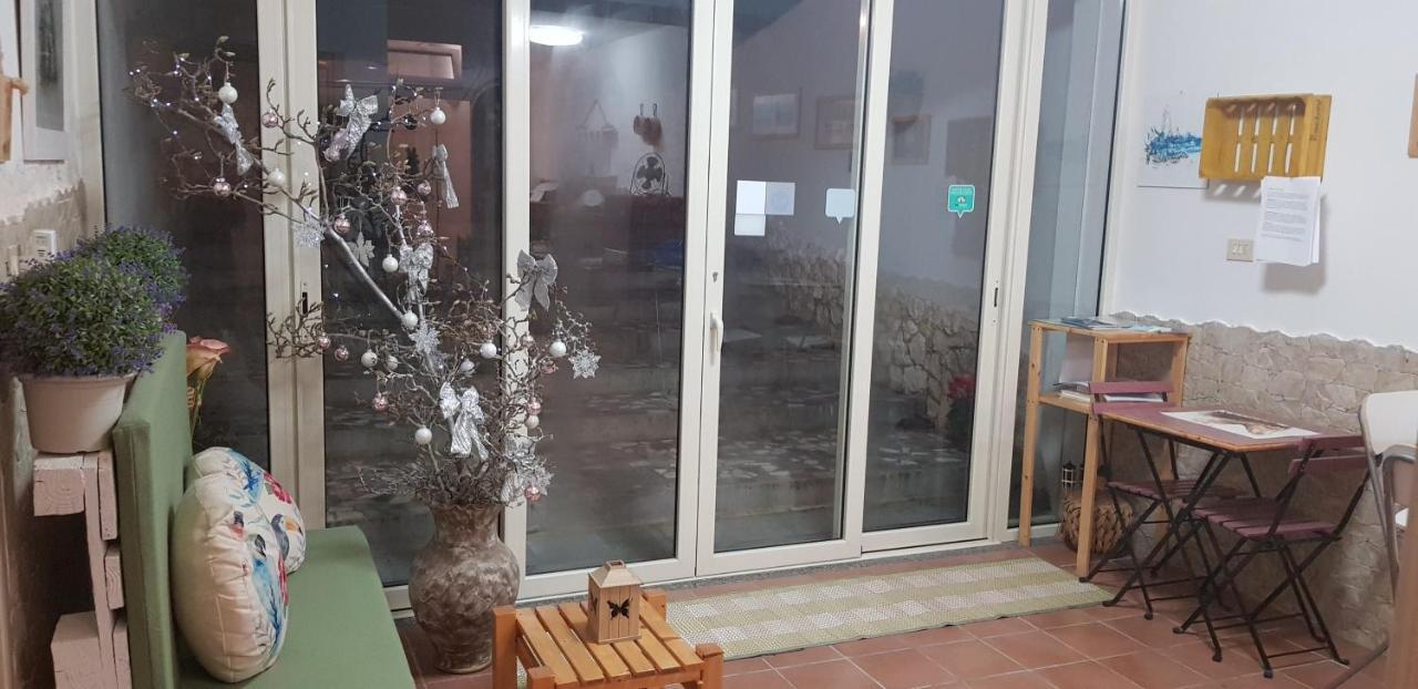 مبيت وإفطار ميليندونيو La Macchia المظهر الخارجي الصورة